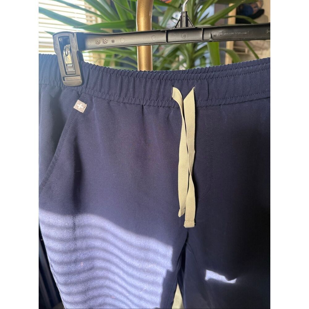 FIGS SCRUB PANTS M/s - Picture 2 of 9